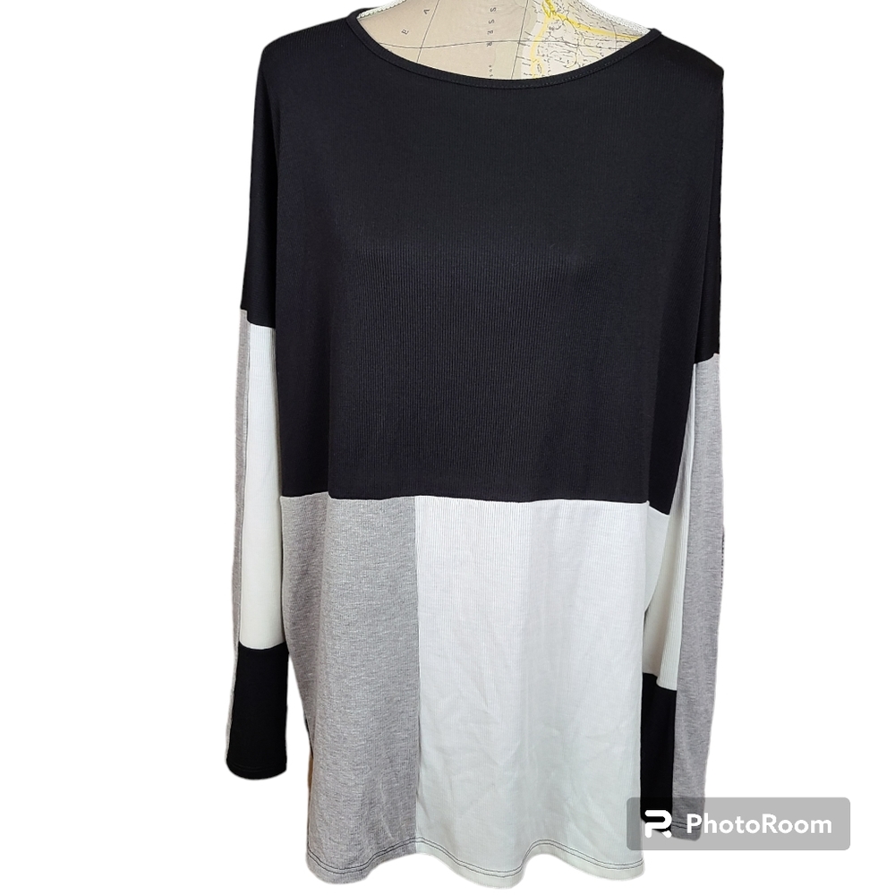 SWEET JOURNEY USA Size 2X Black White Gray Colorblock Scoopneck Pullover Sweater